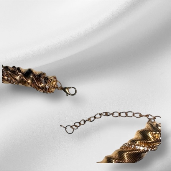 Twisted Gold Mesh Necklace with Beads and Rhinestones Vintage - Picture 3 of 4